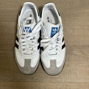 adidas sambas size US 4.5. Great condition- worn only 3 times.